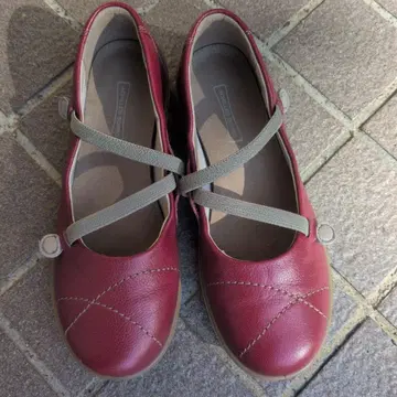 ACHILLES SORBO 플랫슈즈