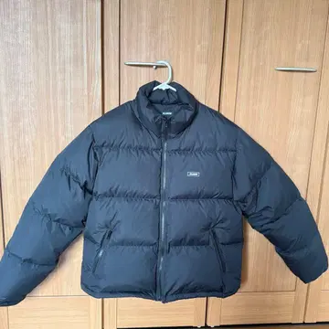 XLARGE 다운 자켓 M 사이즈