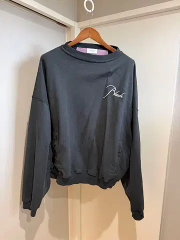 RHUDE 뒷면 절개 로고 맨투맨 M