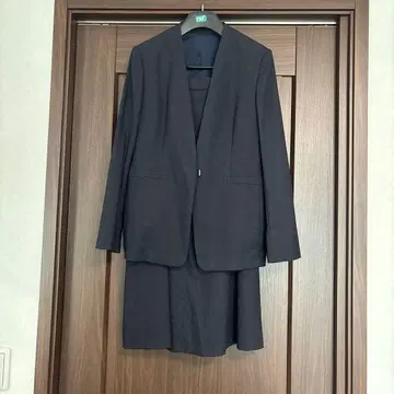23구 네이비 수트