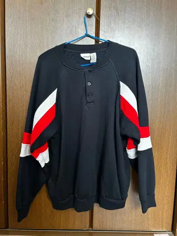 90s Puritan 블랙 레드 맨투맨