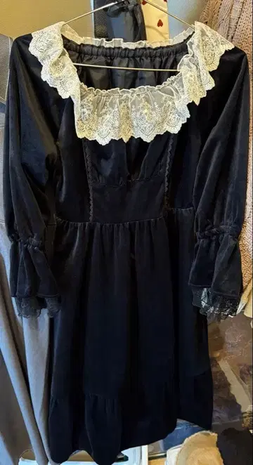 axes femme 원피스 벨로아