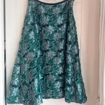 플라워 무늬 그린 플레어 스커트