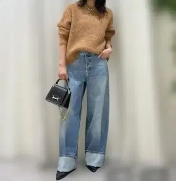 BABYLONE 샤기 크루넥 풀오버 카멜