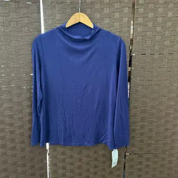 PISANO 네이비 긴팔 T셔츠 택 포함 새상품