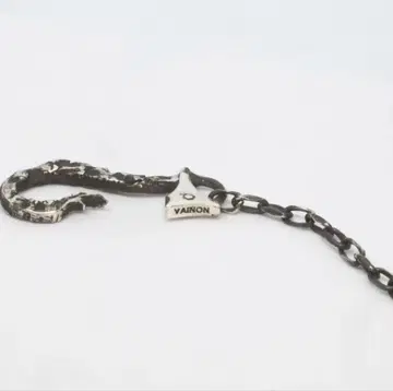 VAINON Destroyed Carabiner Necklace 세트