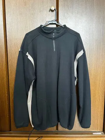 LIGHT ON THE PATH 하프 지퍼 맨투맨 XL