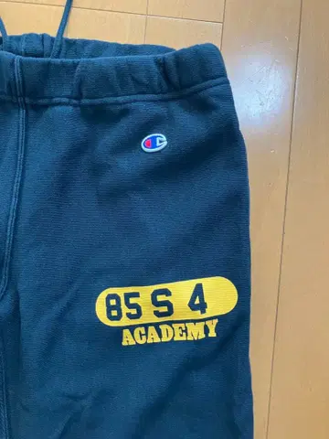 새상품에 가까운 챔피온 리버스 위브 스웨트 팬츠 프린트