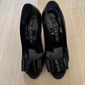 COMEX 블랙 오픈토 하이힐 거의 미사용
