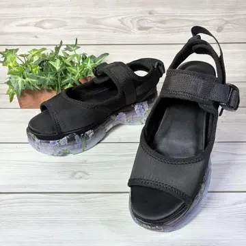 1141 [ 새상품 ] merry jenny 통굽 샌들 블랙 꽃무늬 L