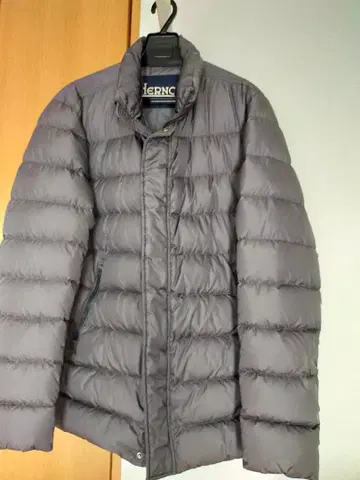 Herno 그레이 다운 자켓 후드 부착