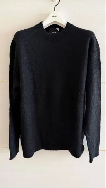 Aton 알파카 크루넥 스웨터