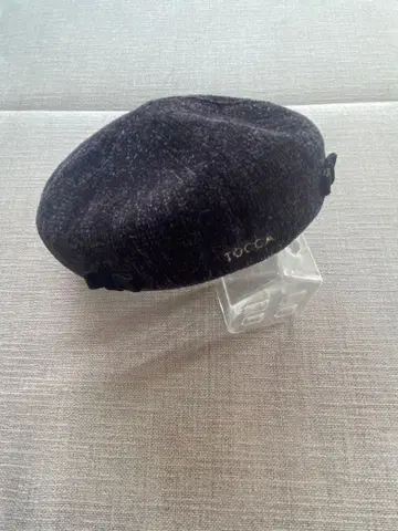 TOCCA 리본 포함 블랙 베레모