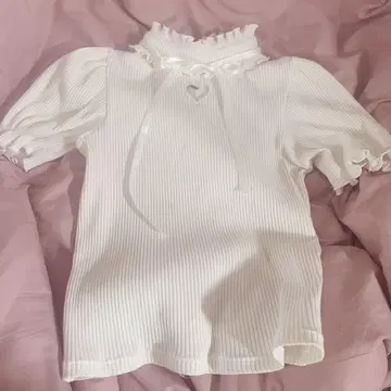 마스 하트 컷팅 골지 상의 화이트