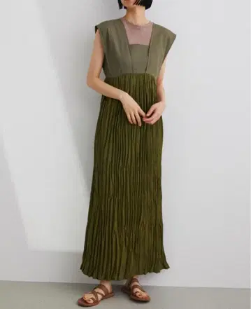스타일믹서 슬리브리스 롱 원피스 올리브