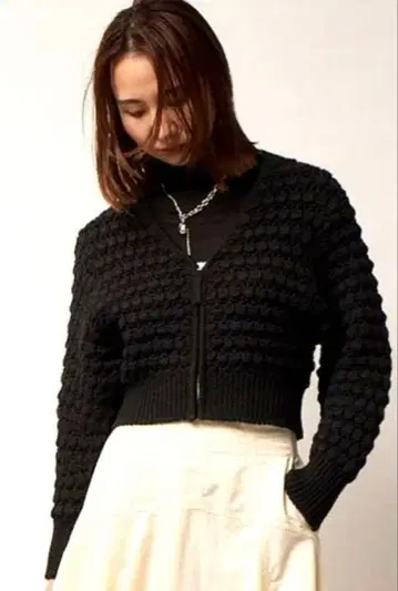 FRAY I.D 프레이 아이디 크롭 지퍼 아벤 편직 가디건