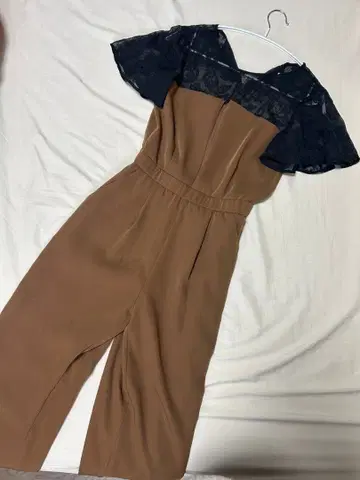 로즈버드 레이스 소매 올인원 팬츠