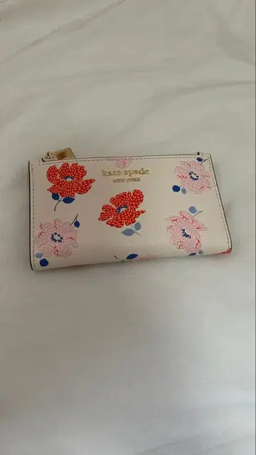 케이트 스페이드 꽃무늬 접이식 지갑