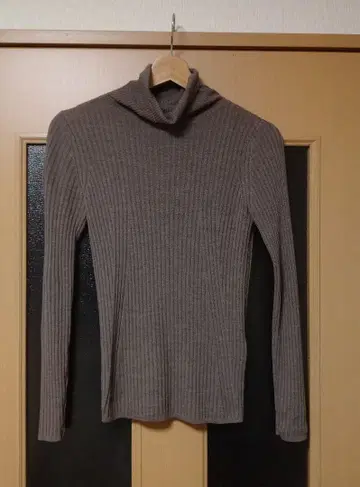 PLST 다크 브라운 리브 니트 터틀넥 S