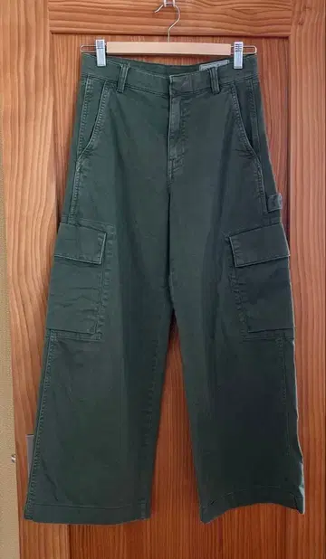 GAP 배기 카고 팬츠 올리브 그린