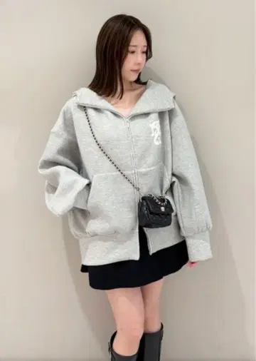 [ SNIDEL 완판템 ] 볼륨 후드티 그레이