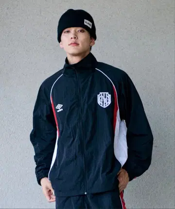 Umbro 나일론 자켓 블랙/레드