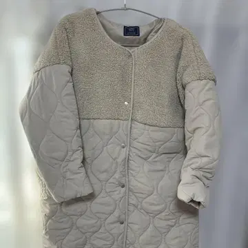 MARBLE WALTZ 퀼팅 자켓 베이지 사이즈 M 여유로운 핏