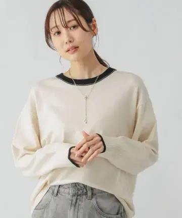 글로벌 워크/멜티 모듬 크루 풀오버/115924