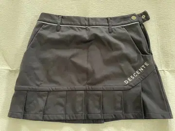 데상트 골프 미니 스커트 블랙