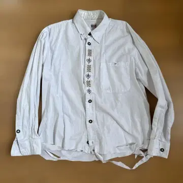 자수, 데미지 입은 셔츠