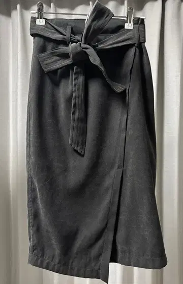 doudou 스웨이드 스커트