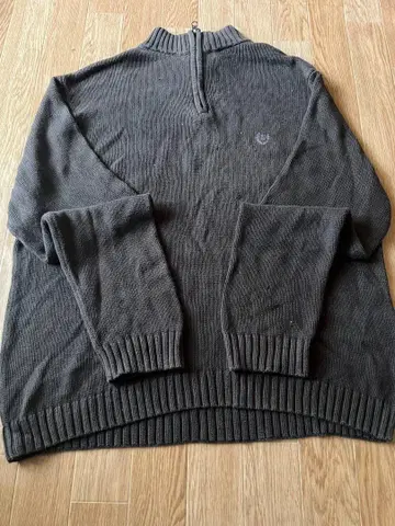 CHAPS 다크 브라운 하프 지퍼 스웨터