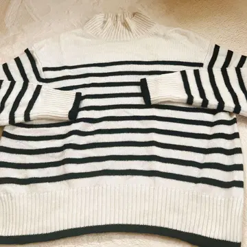 UNITED ARROWS 스트라이프 하이넥 니트