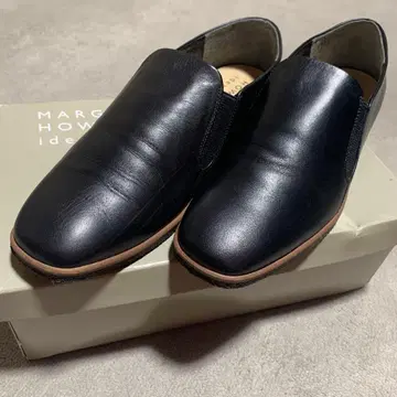 새상품급 MARGARET HOWELL idea 슬립온 블랙 23.5cm