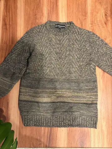 화이트 마운티니어링 니트 White mountainring