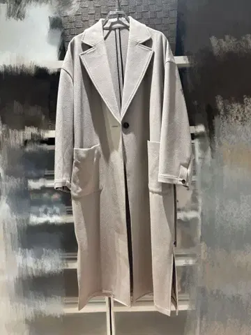 UNITED TOKYO 울 벨티드 라이트 코트