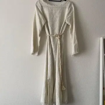 에트레토쿄 오픈백 긴팔 롱 원피스 허리 리본 포함