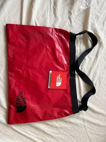 미사용 새상품 THE NORTH FACE 숄더백 레드