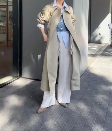 *새상품급* NOBLE 글로우 트윌 비대칭 컬러 트렌치코트 노블