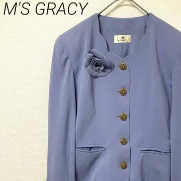 M'S GRACY 노카라 자켓 골드 버튼 포켓 부착 코사지 부착