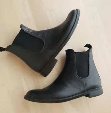 블랙 사이드 고어 부츠 가죽