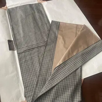 11/2.3 한정판 남성용 그레이 계열 체크 명주 168/68