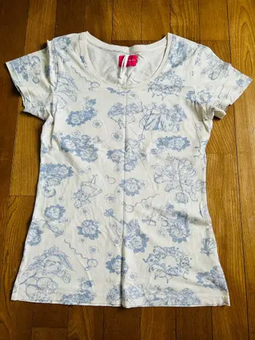 도쿄 디즈니 리조트 원더랜드의 앨리스 티셔츠 L 사이즈