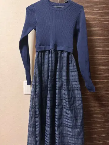 네이비 리브 편직 긴팔 체크 롱 원피스 새상품급 오피스 캐주얼