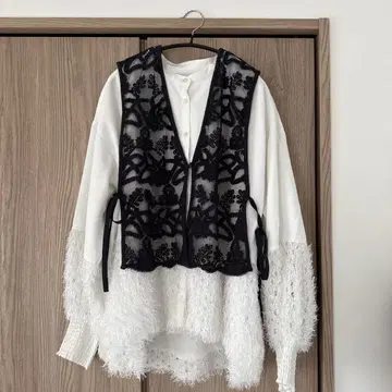 레이스 베스트와 셔츠 세트