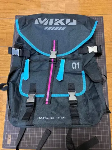 하츠네 미쿠 해외 공식 정품 백팩