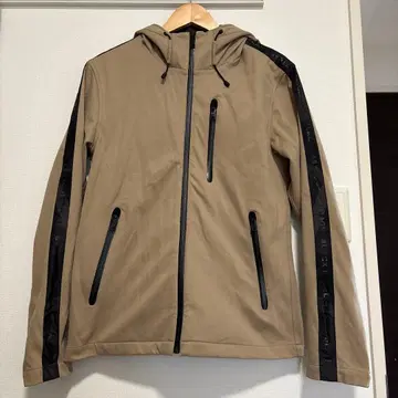 후드 부착 베이지 나일론 자켓