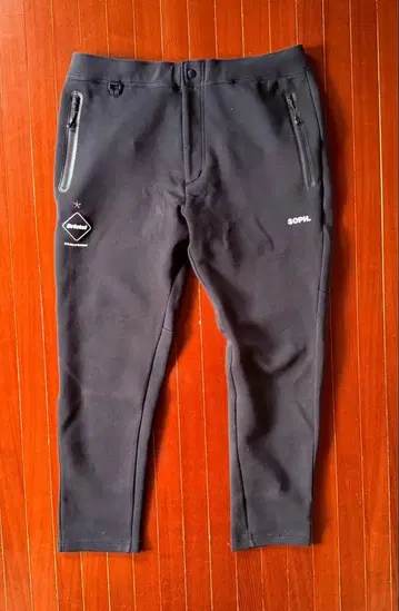 FCRB 플랫헴 스웻 트레이닝 팬츠