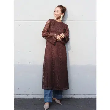 Ungrid 컬러 레이스 플레어 슬리브 원피스