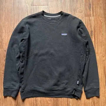 Patagonia 로고 맨투맨 블랙